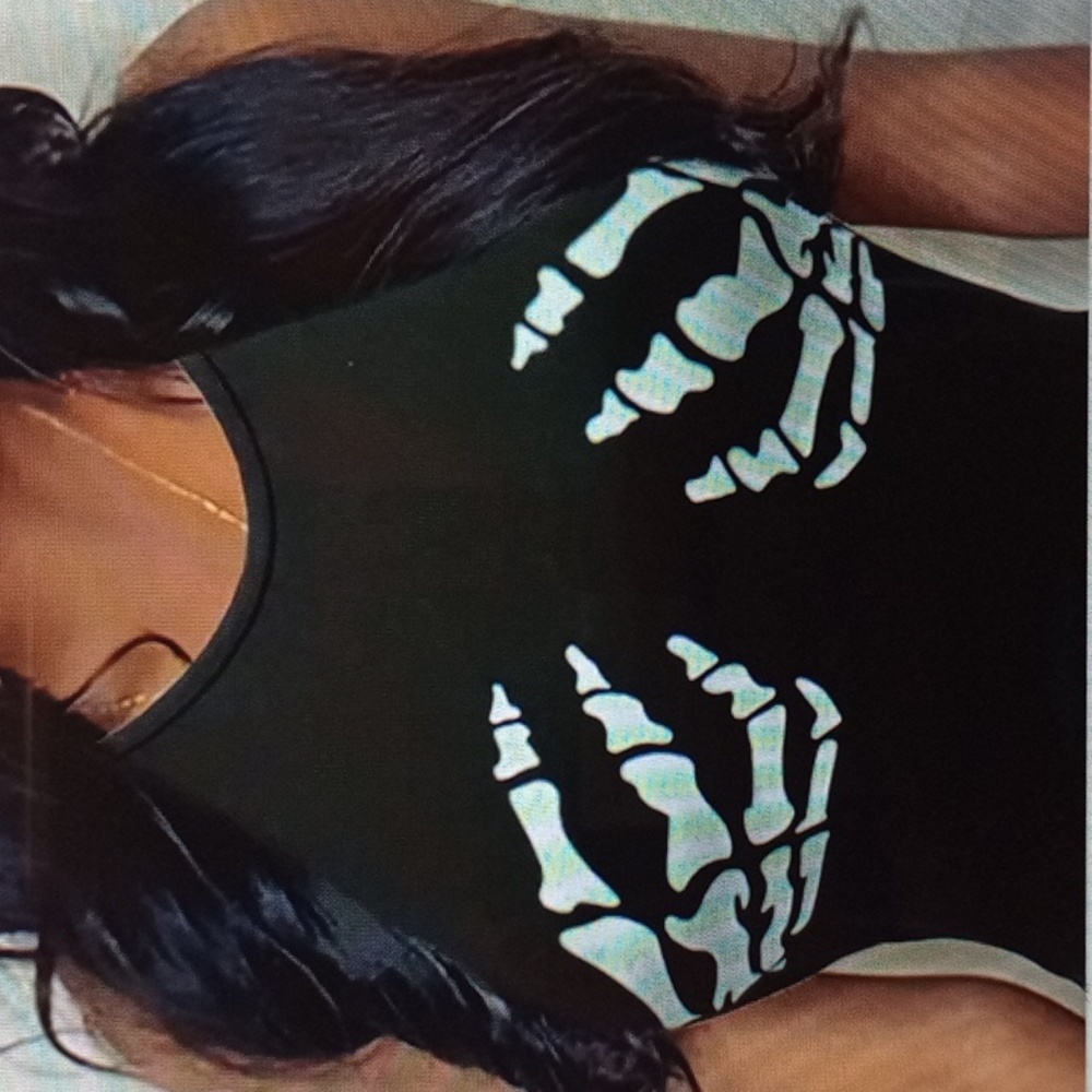 Skeleton Hand Print Tank TOP - Picture 2 of 7